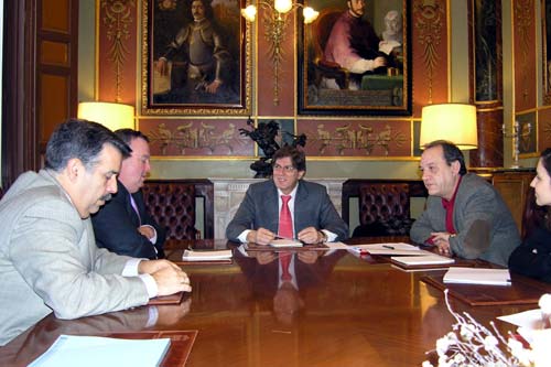 Reunión con UCAMAN